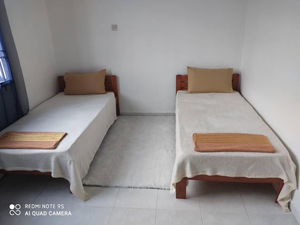 R&R Homestay Simpang Renggam Ngoại thất bức ảnh